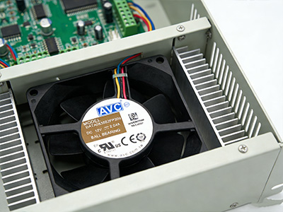 畜牧业、奶制品湿度调整该如何选风扇？AVC 散热风扇选型要点详解